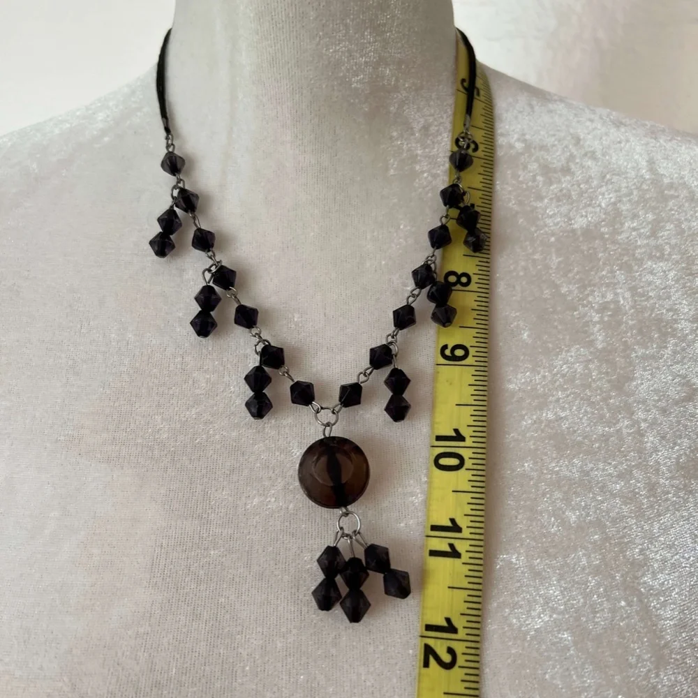 VINTAGE: Black Beaded Chain Necklace - Adjustable Length - Picture 6 of 7